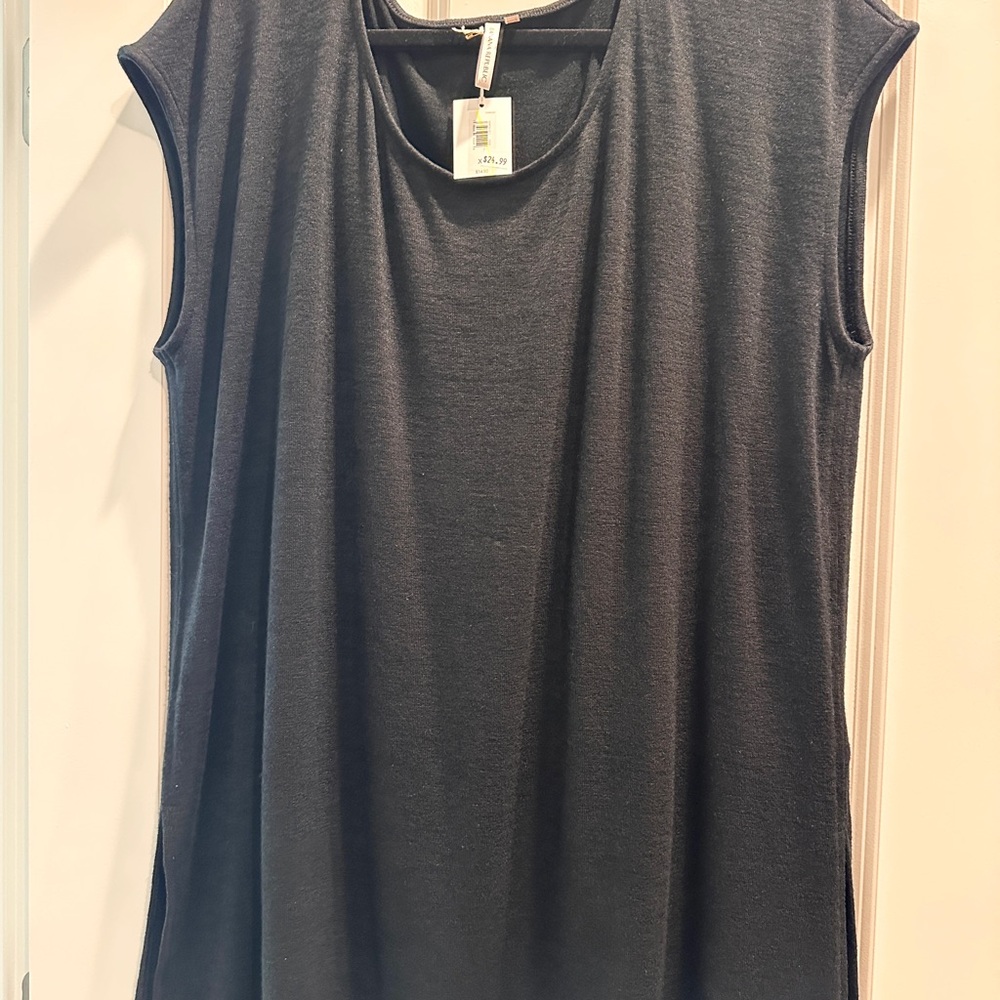 New Banana Republic Women's Black Sleeveless Top